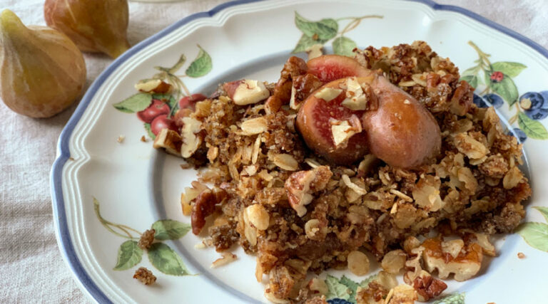recipe: flourless fig crumble